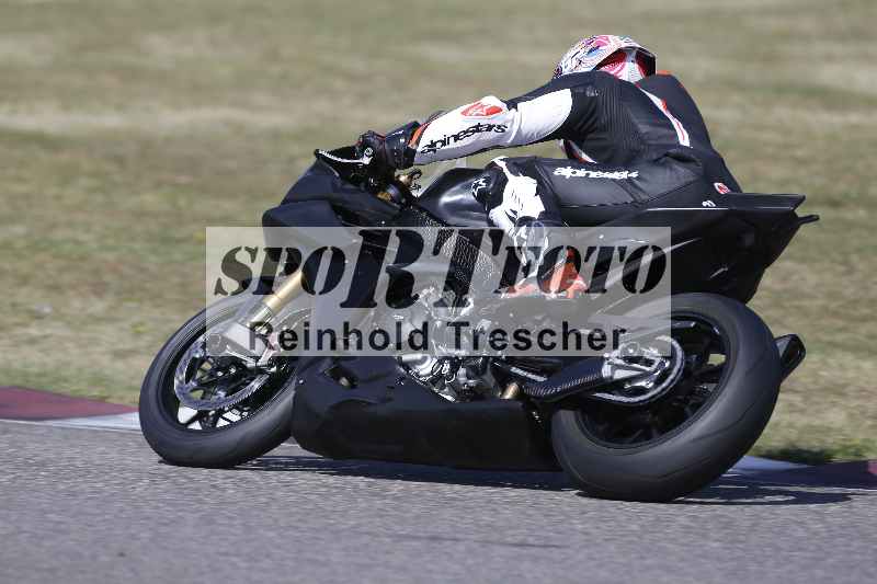/21 17.06.2026  Ducati Schweiz Track Warmup ADR/Gruppe blau/12